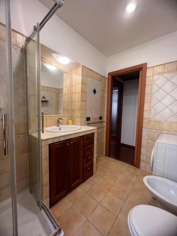 Your Friend In Apartamento *